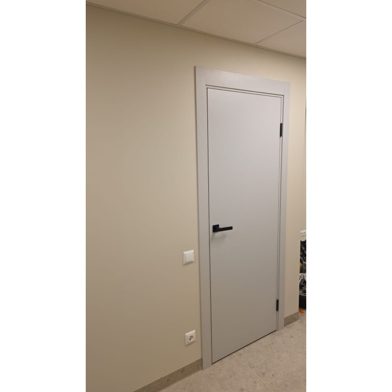 Крашеные межкомнатные двери LOFT Светло серый (Сотовое наполнение 8мм МДФ)