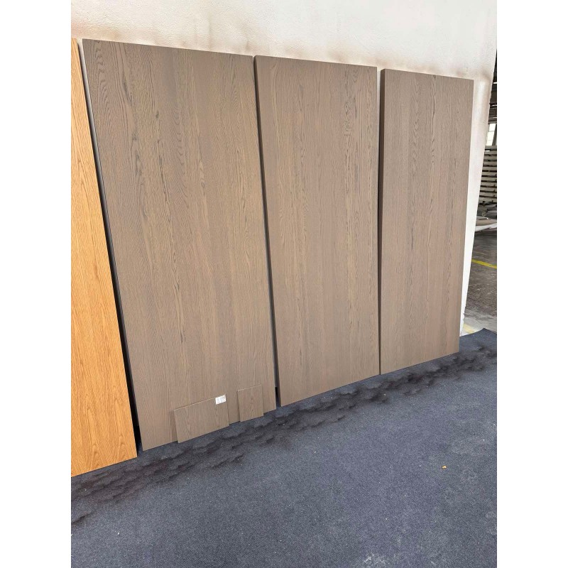 Interior doors are veneered AGED OAK LINE DSP