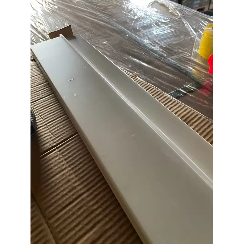 King Doors RAL9010 ar minimāliem defektiem
