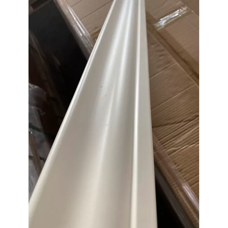 King Doors RAL9010 ar minimāliem defektiem