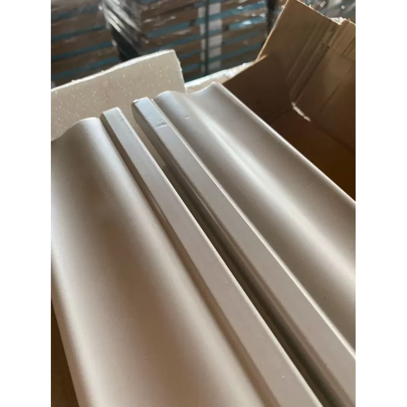 King Doors RAL9010 ar minimāliem defektiem