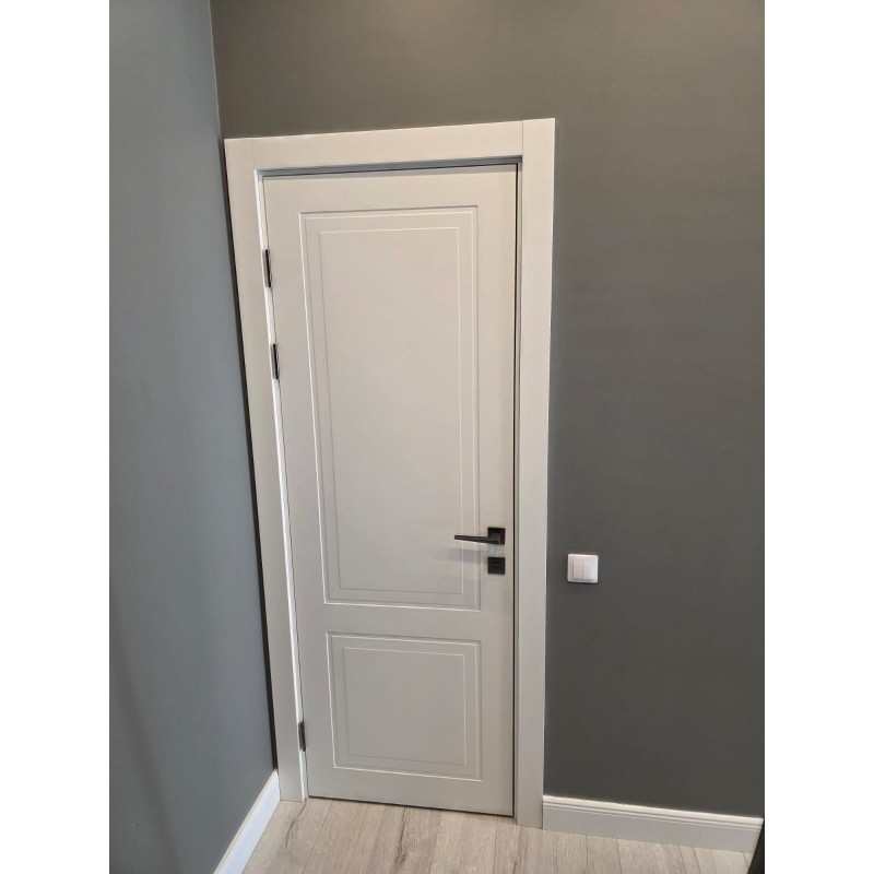 Krāsotas durvis VERONA RAL 9003