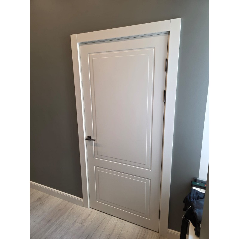 Krāsotas durvis VERONA RAL 9003