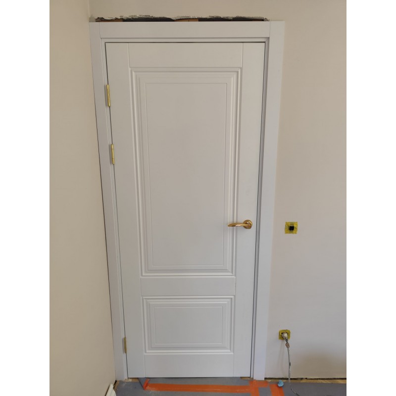 Крашеные межкомнатные двери Classic 2 RAL9016