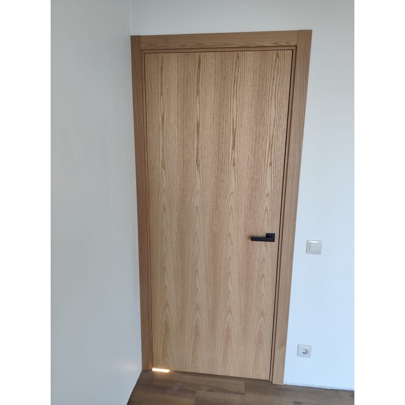 Interior doors are veneered OAK LINE DSP