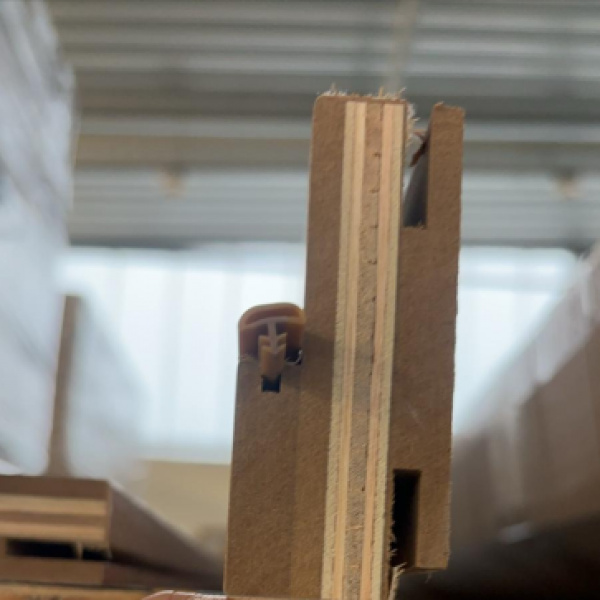 Крашеные межкомнатные двери LINEA 13 белый RAL 9016