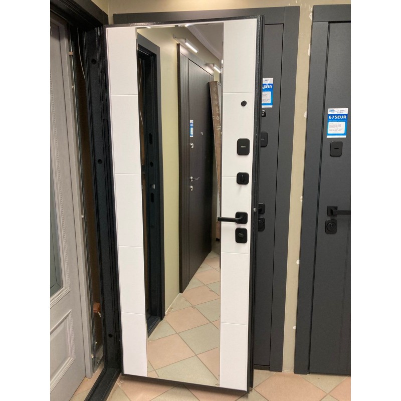 Entrance door LAR-4 UUS Metalluks MDF+Glass / MDF+Mirror