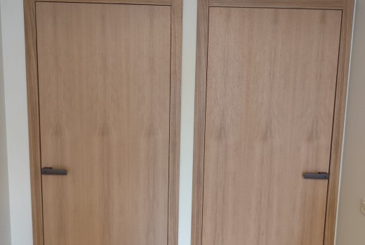 Finierētas durvis pēc individuāla pasūtījuma