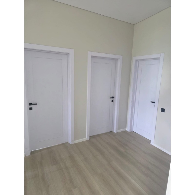 Iekšdurvis ar PVC pārklājumu Sofia White ( augstums ar aplodam 2120mm)