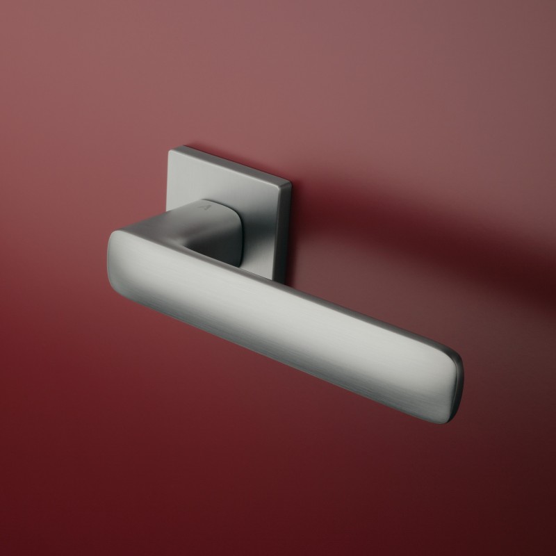 Durvju rokturi APRILE STELLA Q7S