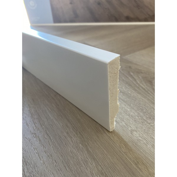 Композитные плинтуса K33 RAL9003 11x70x2400 Композитные плинтуса K33 RAL9003 11x70x2400