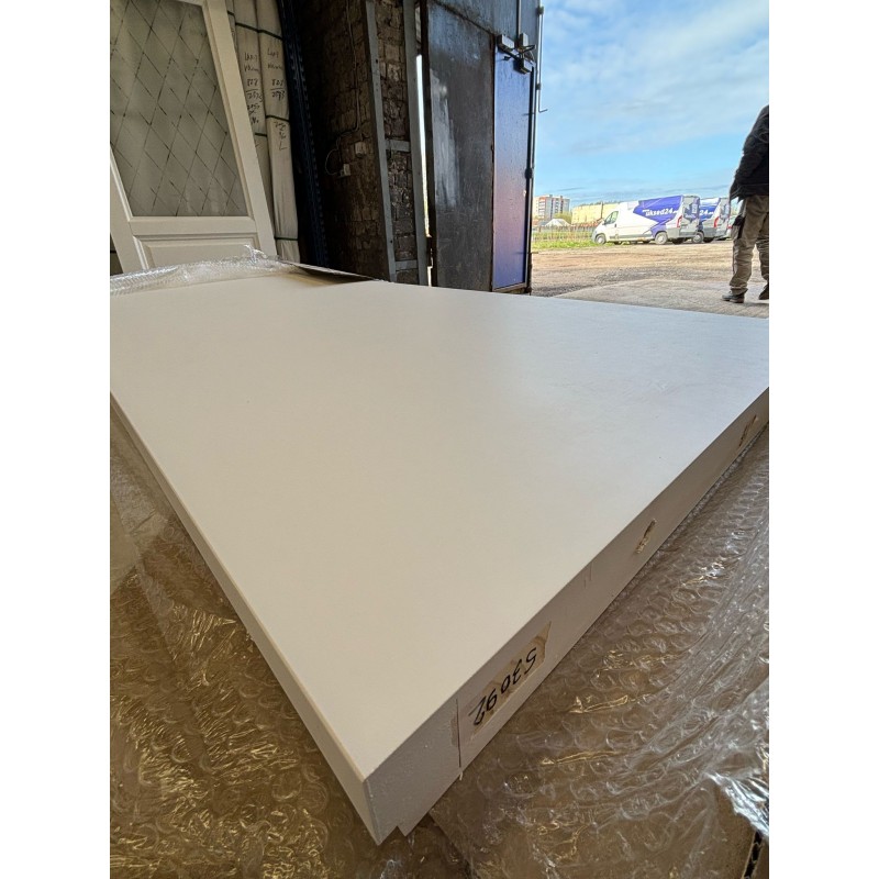 Concealed door for painting ABS (Honeycomb core) Concealed door for painting ABS (Honeycomb core)