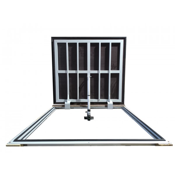 Floor 150 cm x 150 cm stainless steel technical hatch Floor 150 cm x 150 cm stainless steel technical hatch