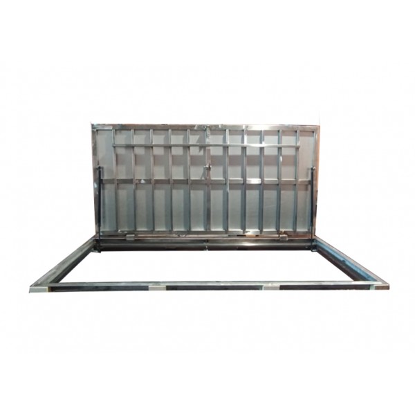 Nerūsējošā tērauda grīdas piekļuves durvis  70 cm x 200 cm "H" iekštelpām un ārtelpam Nerūsējošā tērauda grīdas piekļuves durvis  70 cm x 200 cm "H" iekštelpām un ārtelpam