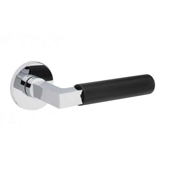 Door handles TUPAI 4211 R5S Polished Chrome/ Black Door handles TUPAI 4211 R5S Polished Chrome/ Black